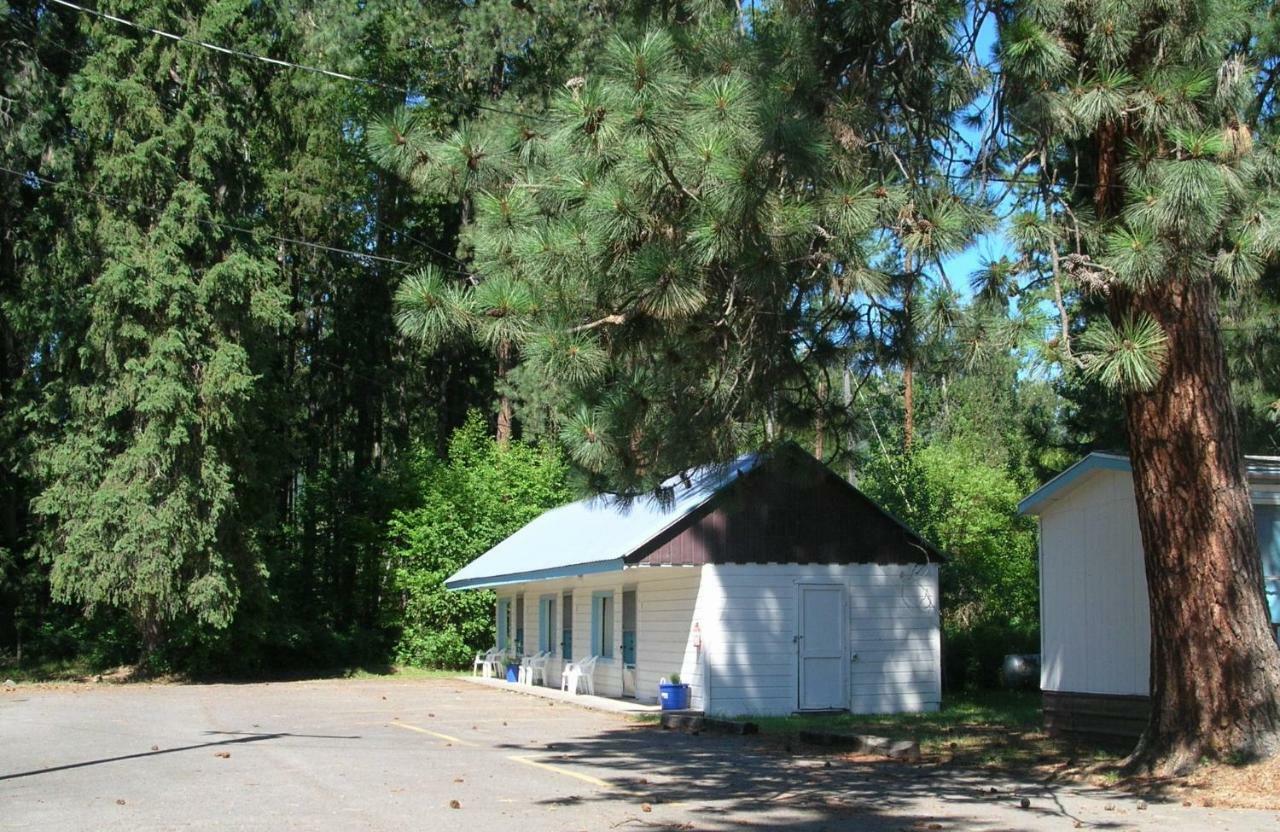 Little River Motel Saint Regis St. Regis Экстерьер фото