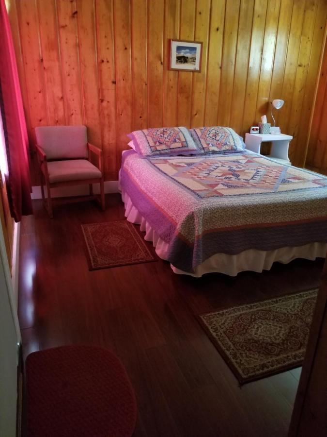Little River Motel Saint Regis St. Regis Экстерьер фото